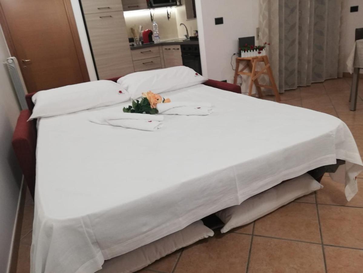 Apartamento Rosahouse Lecce Exterior foto